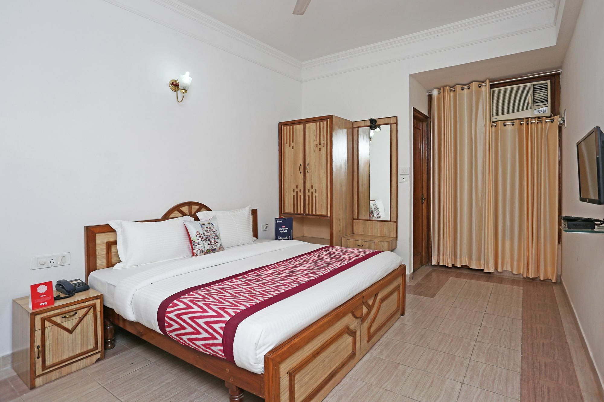 Oyo 10072 Hotel Amrit Regency Dehradun Eksteriør billede