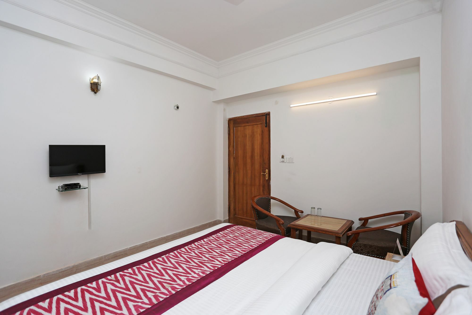 Oyo 10072 Hotel Amrit Regency Dehradun Eksteriør billede